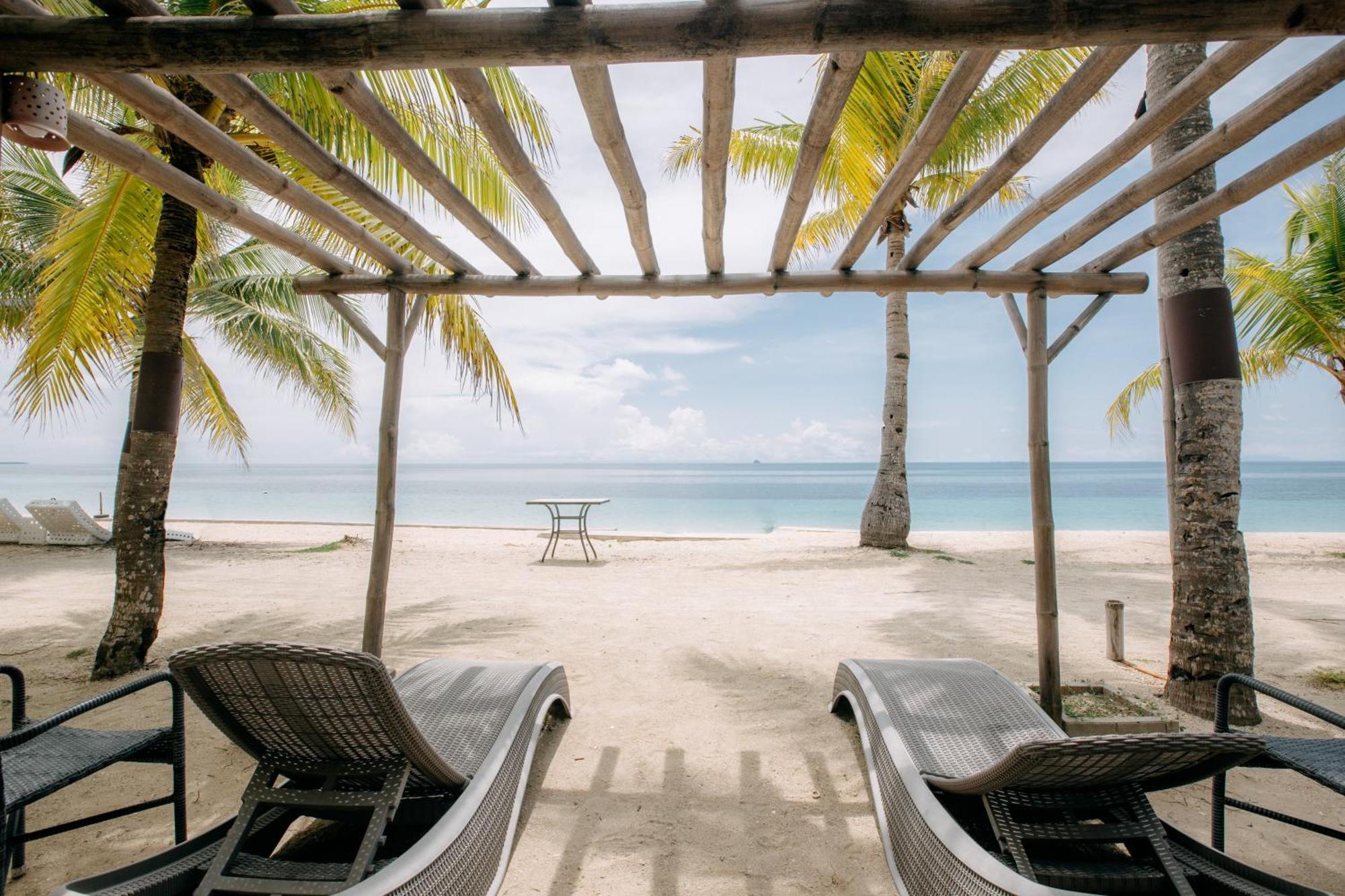 Golden Sands Destination Resorts Daanbantayan Ngoại thất bức ảnh